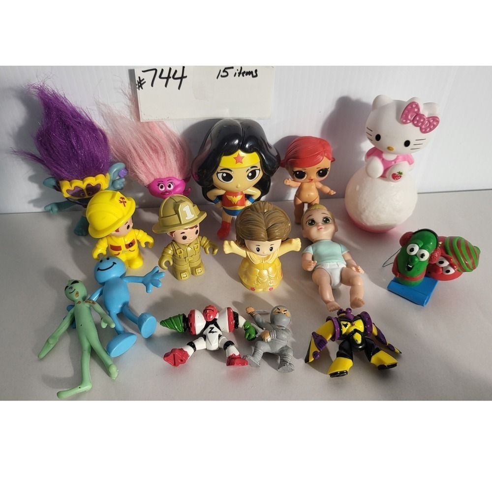 Troll‎ Dolls Wonder Woman Hello Kitty Veggie Tales Toy 15 Lot Kids Figures